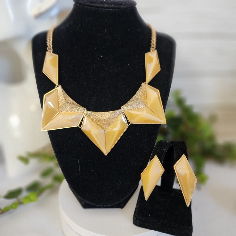 Gold Geometric Design Necklace and Earrings Set